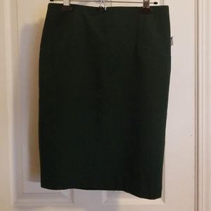 Bi stretch skirt/pencil dark forrest green color